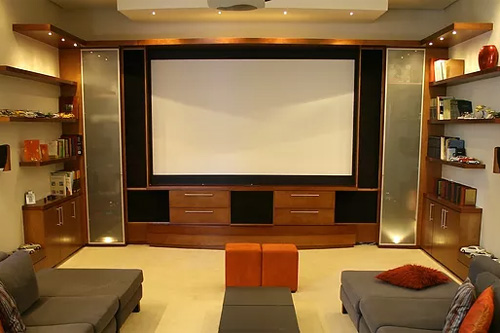 CTS offers video home theatre and home automation installations and maintenance throughout the West Coast.